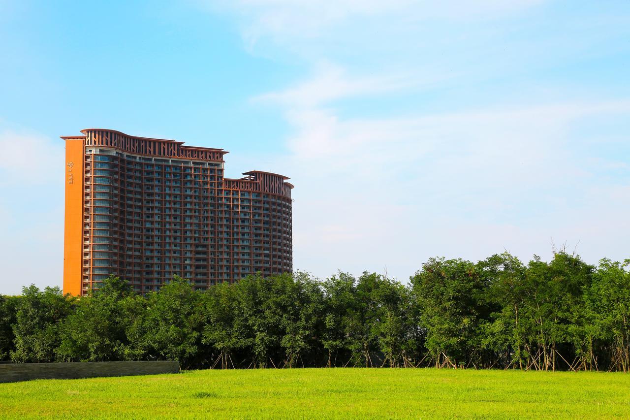 แมนโกรฟ ทรี รีสอร์ต เวิลด์ ชิงเตา Hotel Jiaonan ภายนอก รูปภาพ
