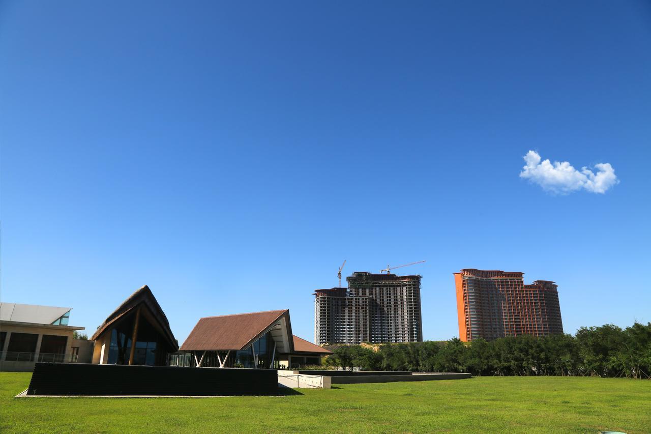 แมนโกรฟ ทรี รีสอร์ต เวิลด์ ชิงเตา Hotel Jiaonan ภายนอก รูปภาพ